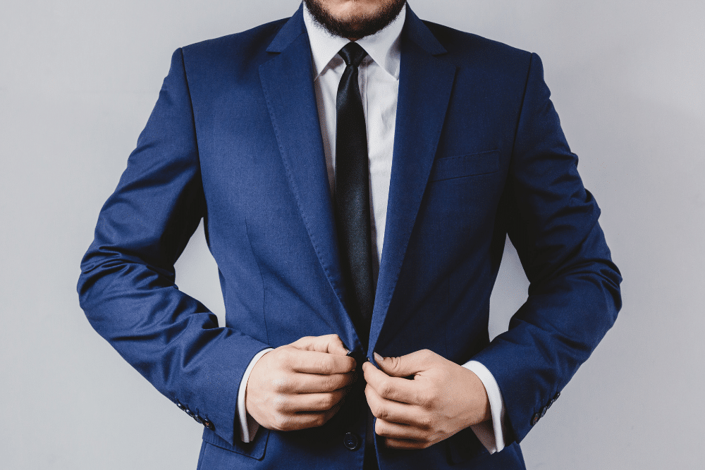 Absurdum quam delectari